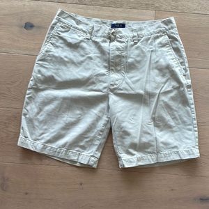 Men’s Polo khaki flat front shorts